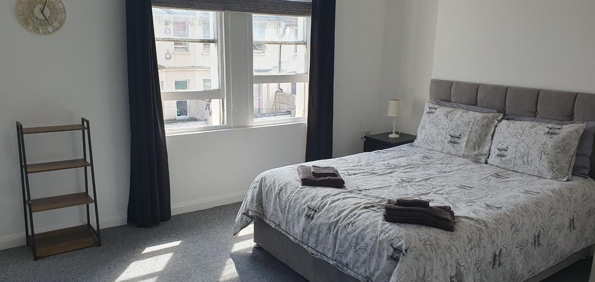 Sunrise Apartment *